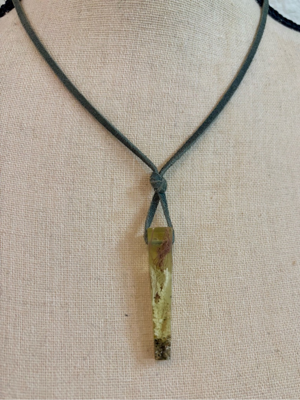 Handcrafted Resin Pressed Flower Pendant Necklace